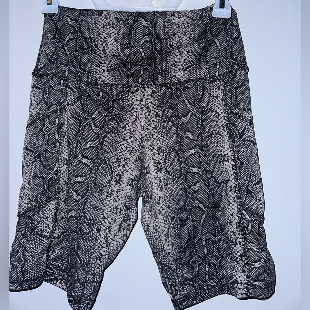 Snake Print Women’s Biker Shorts with pockets